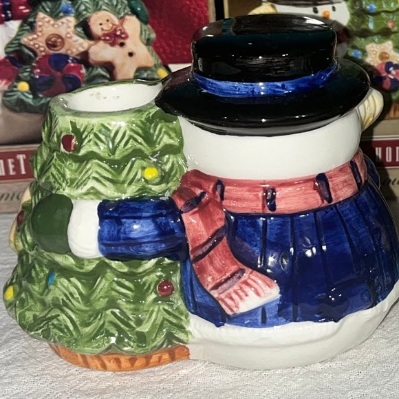 Vintage Ceramic Snowman Napkin Holder, Candle Holders, Salt and Pepper Set - Picture 7 of 16